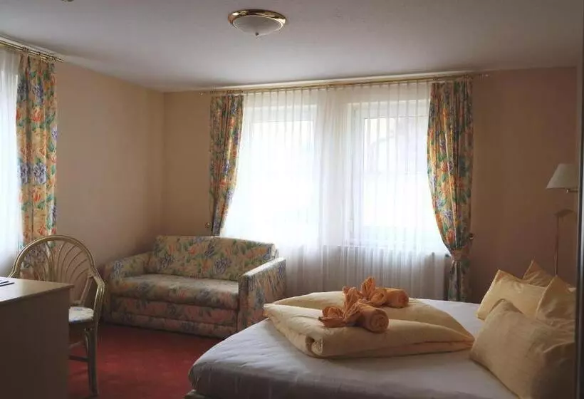 Hotel & Restaurant Mainaublick