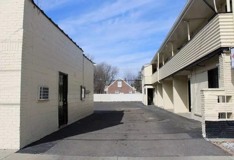 Hotelli Royal Budget Inn