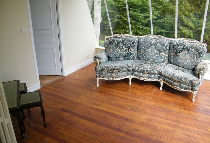 مبيت وإفطار Chambres D Hotes Chateau De Damigny