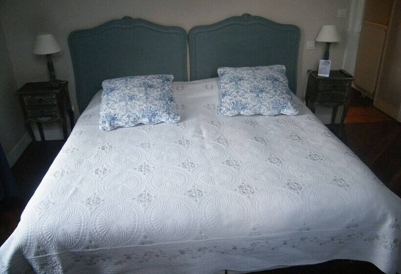 مبيت وإفطار Chambres D Hotes Chateau De Damigny