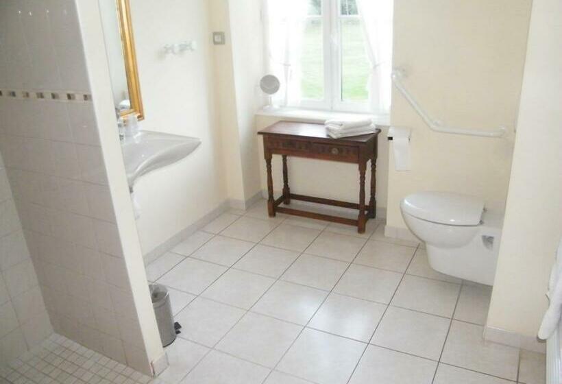 مبيت وإفطار Chambres D Hotes Chateau De Damigny