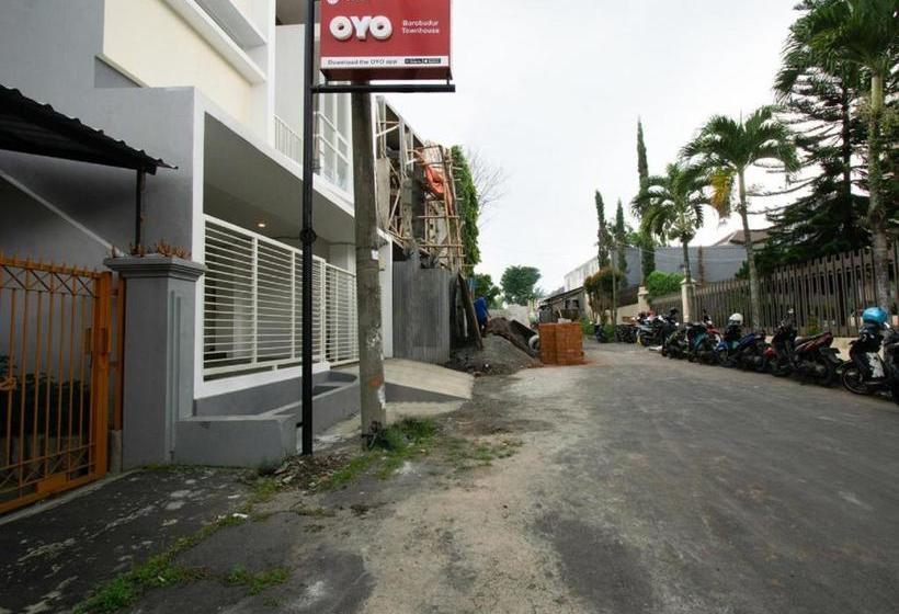 Hotel Oyo 3510 Borobudur Townhouse