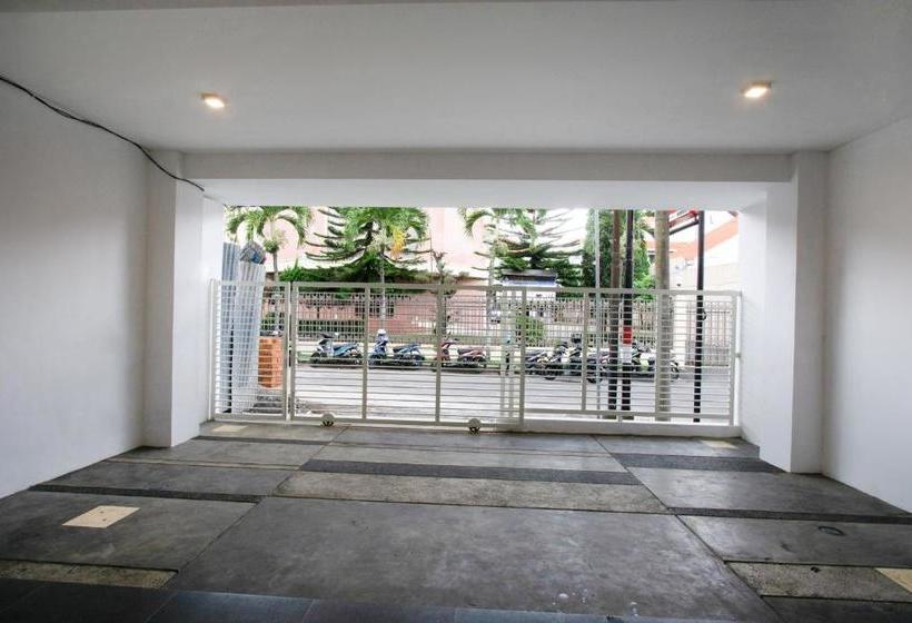 Hotel Oyo 3510 Borobudur Townhouse