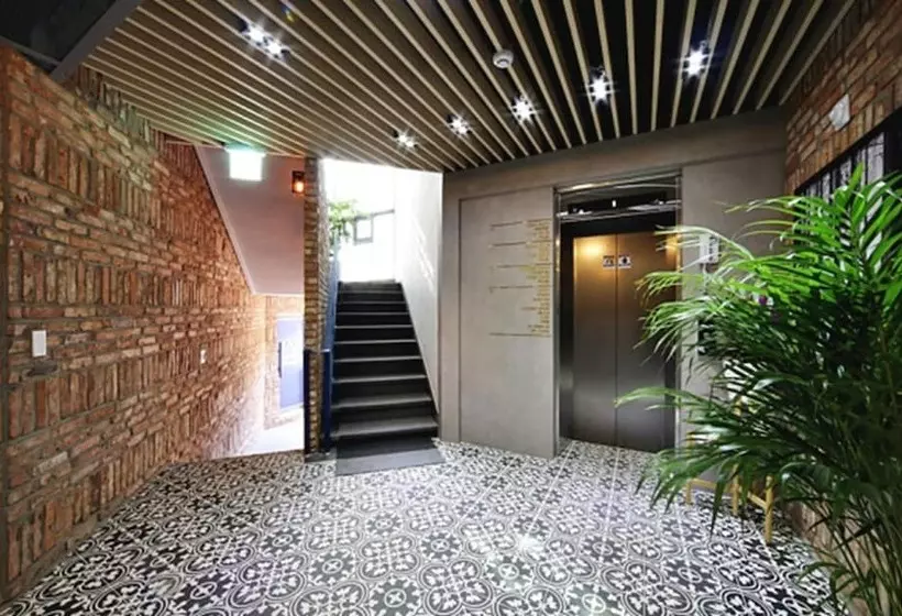 Adios Hostel