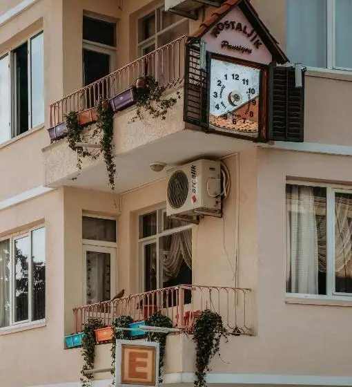 تختخواب و صبحانه Nostaljik Suites