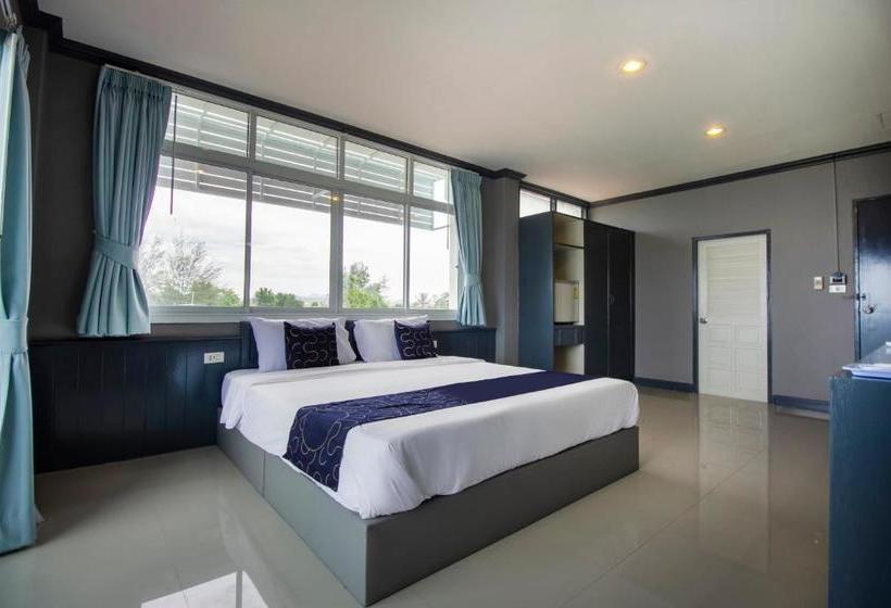 Hotel Capital O 912 Pr Beachfront Pranburi