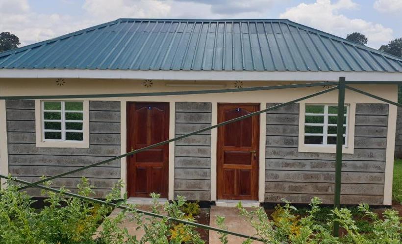 هتل Oakridge Gardens