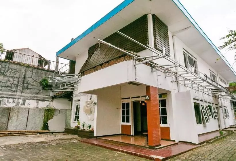 Hotelli Oyo 3374  Mile