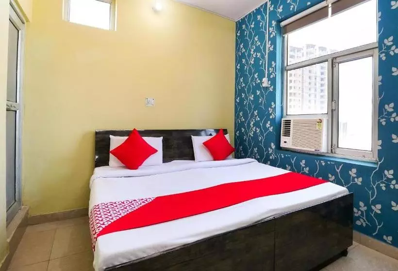 ホテル Oyo 71348 R C Guest House