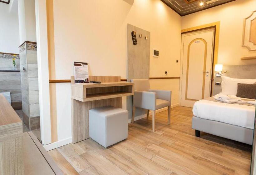 پانسیون Antica Piacenza