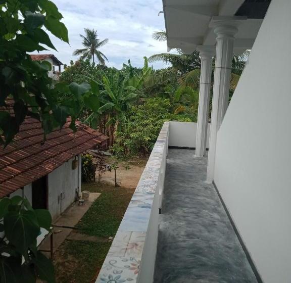 پانسیون Chooty Place