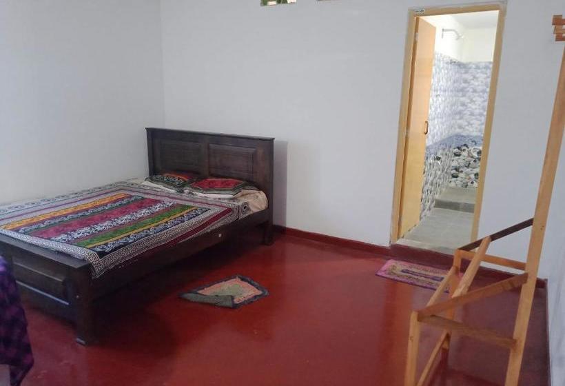 پانسیون Chooty Place