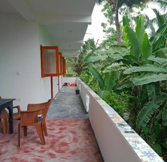 پانسیون Chooty Place