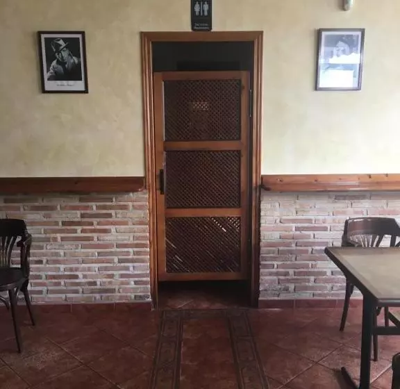 پانسیون Hostal Casablanca