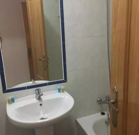 پانسیون Hostal Casablanca
