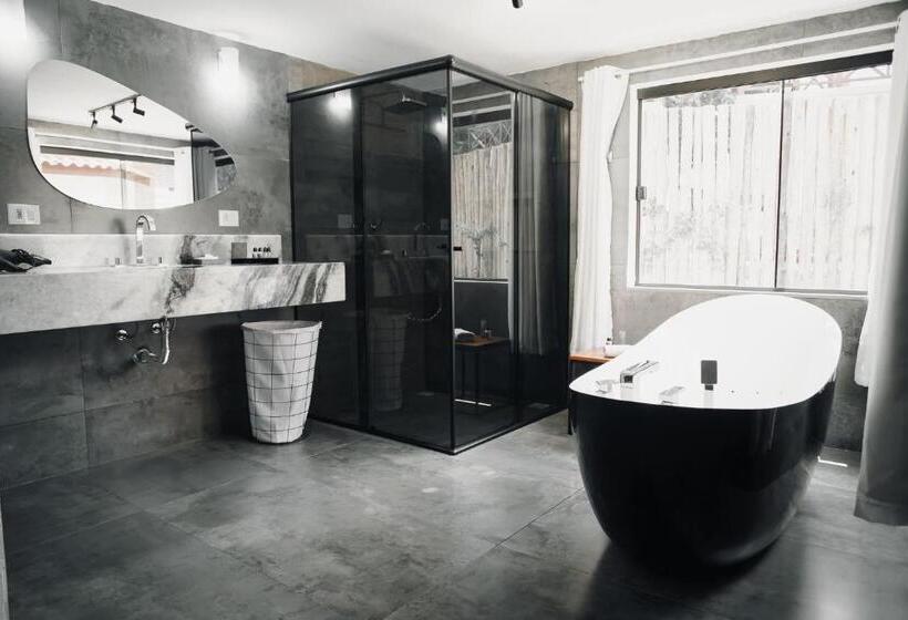 פנסיון Pousada Röhsler