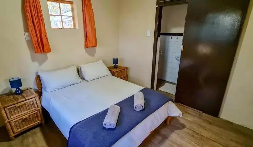 Retkeilymaja Away With The Fairies Nature Lodge And Backpackers