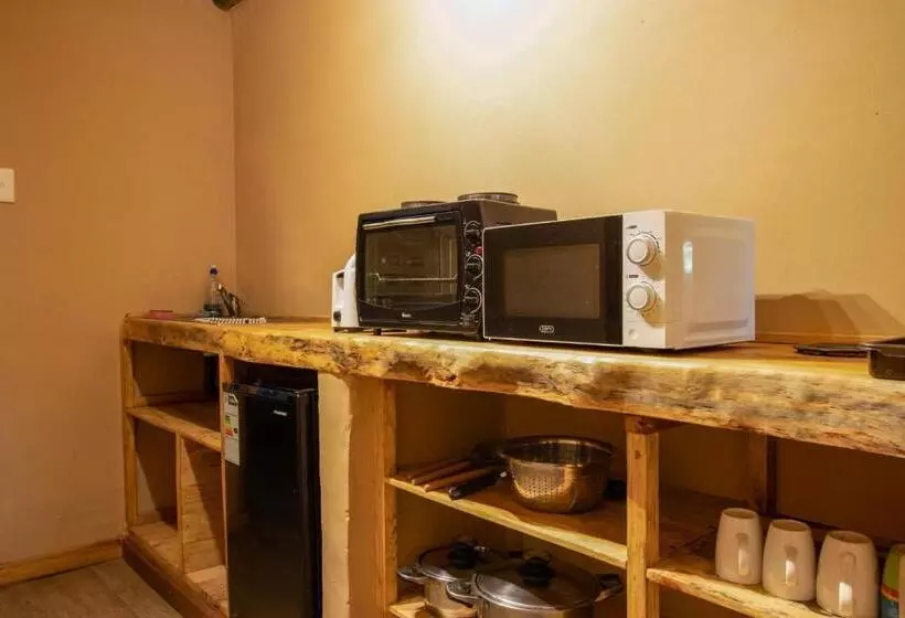 Retkeilymaja Away With The Fairies Nature Lodge And Backpackers