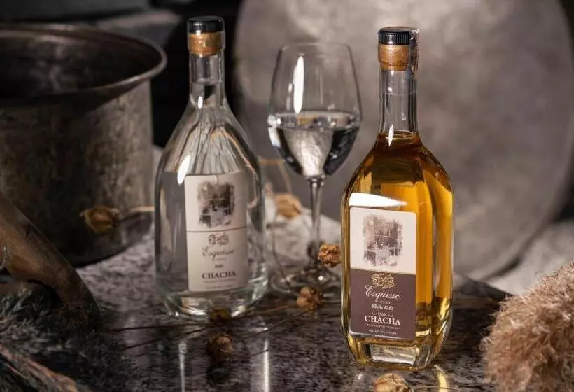 هتل Esquisse Design