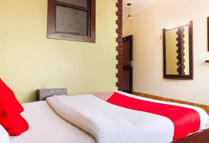 ホテル Oyo 71508  Grand Sitara