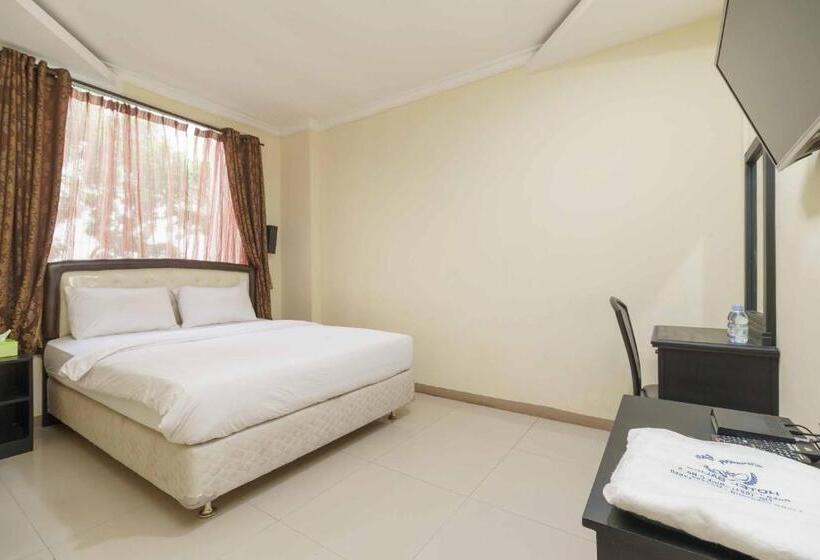 فندق Reddoorz Near City Walk Lippo Cikarang