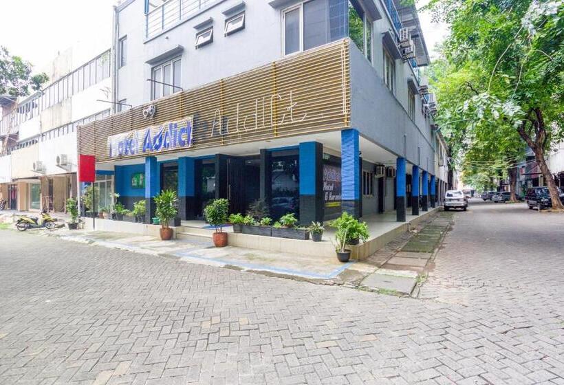 فندق Reddoorz Near City Walk Lippo Cikarang