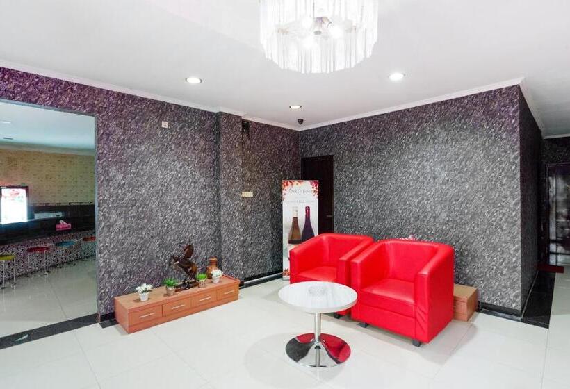 فندق Reddoorz Near City Walk Lippo Cikarang