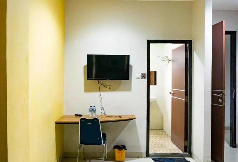 ホテル Reddoorz Near Pelabuhan Jayapura