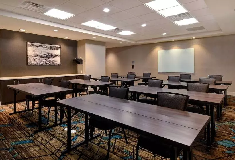 هتل Residence Inn Middletown Goshen