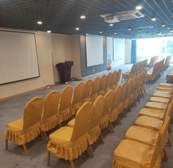 فندق Yitel Collection Taiyuan Shuangta Xi Street