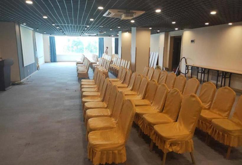 فندق Yitel Collection Taiyuan Shuangta Xi Street