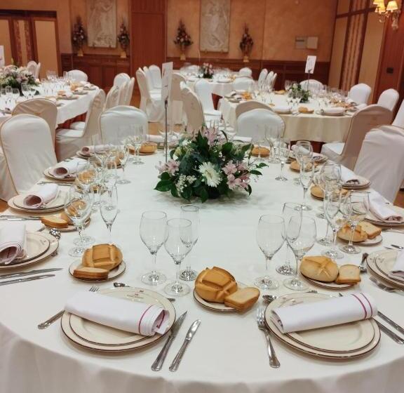 Conde Ansúrez By Almia Hoteles