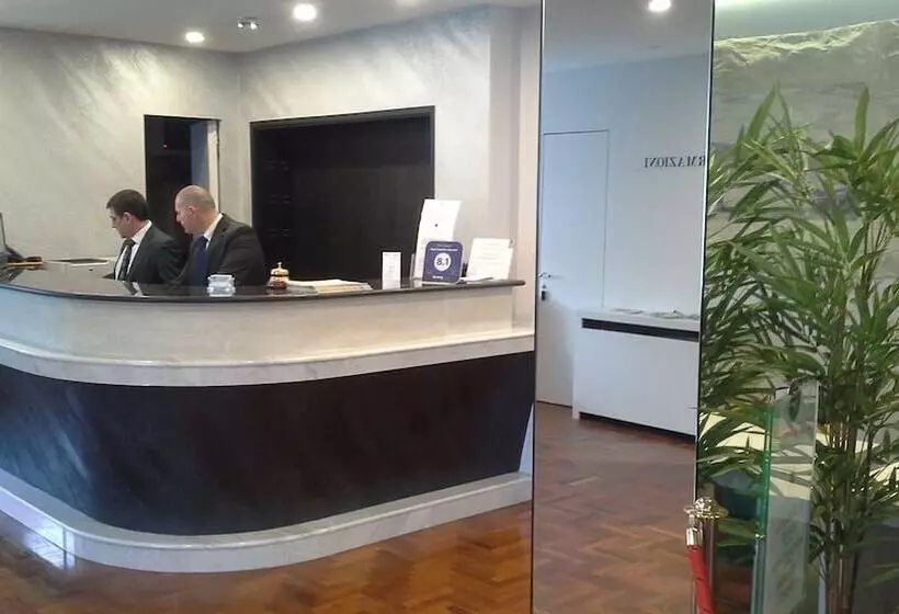 בית מלון כפרי Massimi City Garden