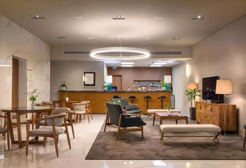 هتل Melia Setubal
