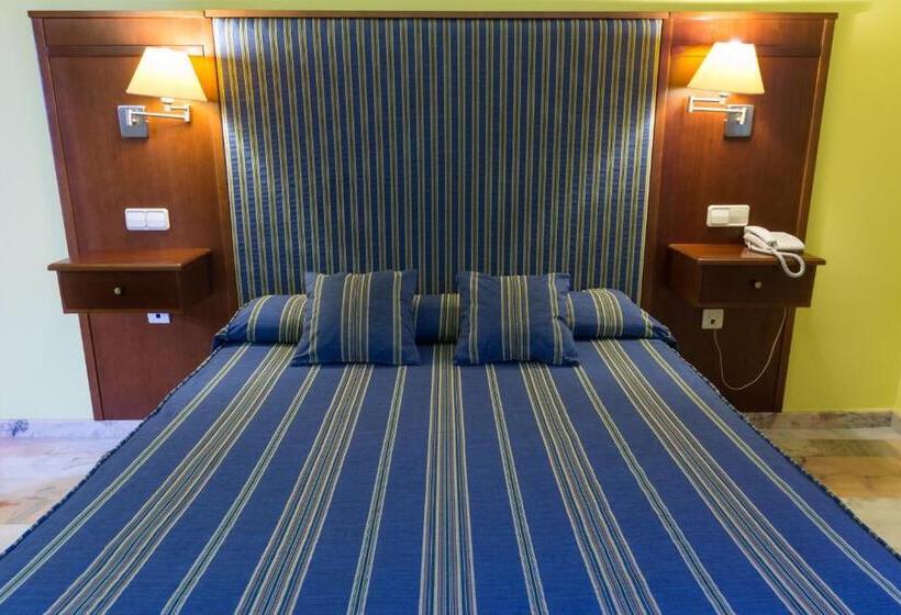 فندق Royal Costa