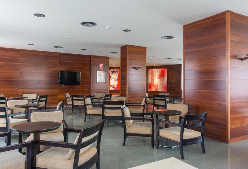 فندق Royal Costa