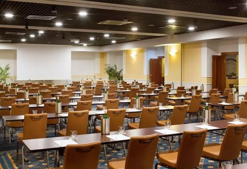 Starhotels Business Palace