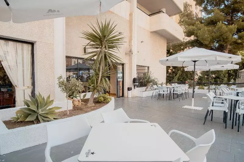 Luxmar Apartaments
