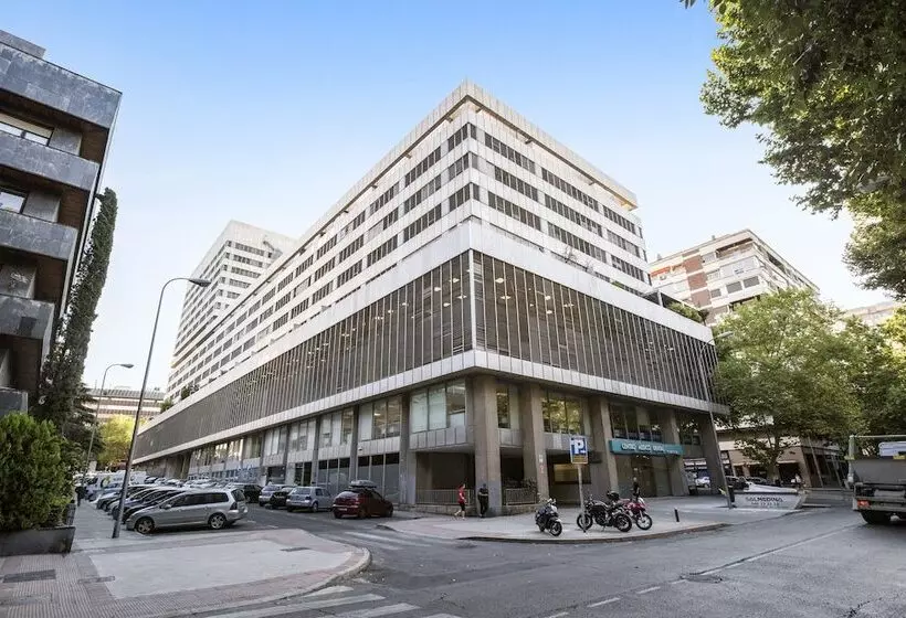 Pierre & Vacances Apartamentos Edificio Eurobuilding 2