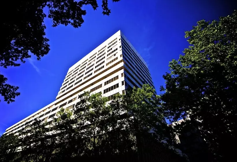Pierre & Vacances Apartamentos Edificio Eurobuilding 2