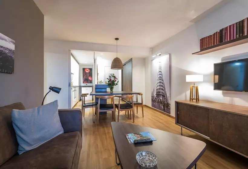 Pierre & Vacances Apartamentos Edificio Eurobuilding 2