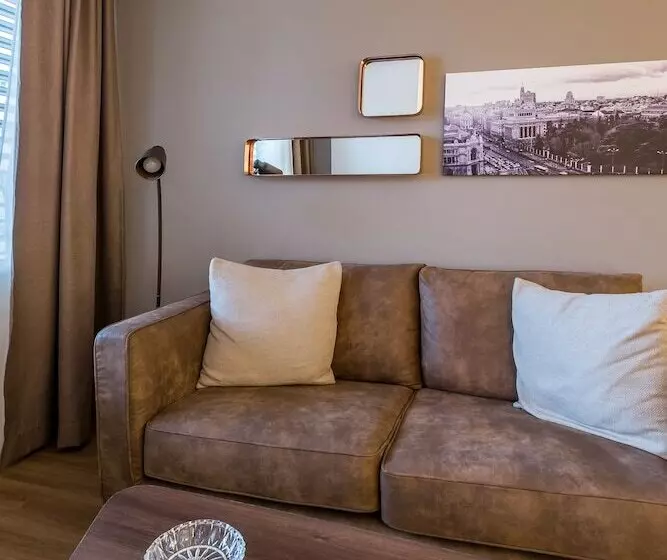 Pierre & Vacances Apartamentos Edificio Eurobuilding 2