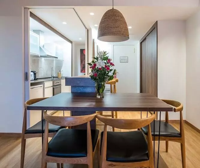 Pierre & Vacances Apartamentos Edificio Eurobuilding 2