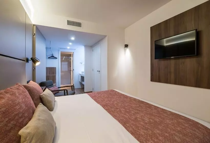 Pierre & Vacances Apartamentos Edificio Eurobuilding 2