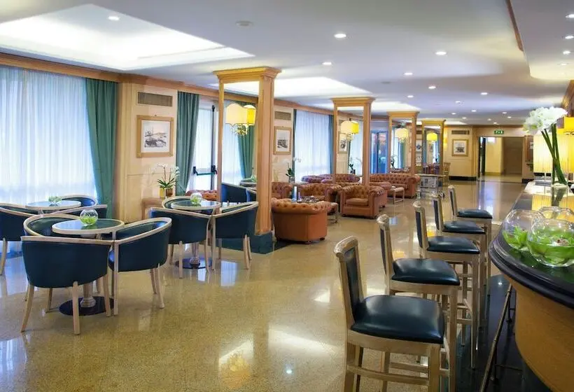 Starhotels Vespucci