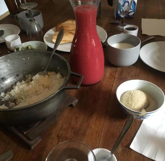 تختخواب و صبحانه Au Coeur De La Cascade Biberon