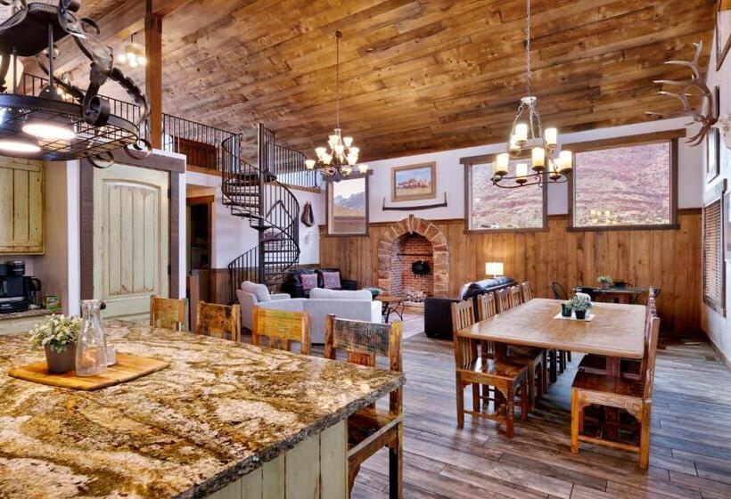 צימר Hideout At The Rim