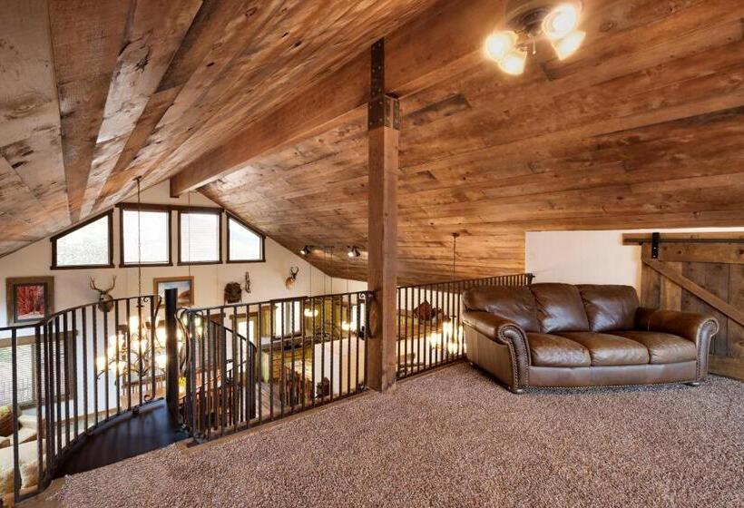 צימר Hideout At The Rim