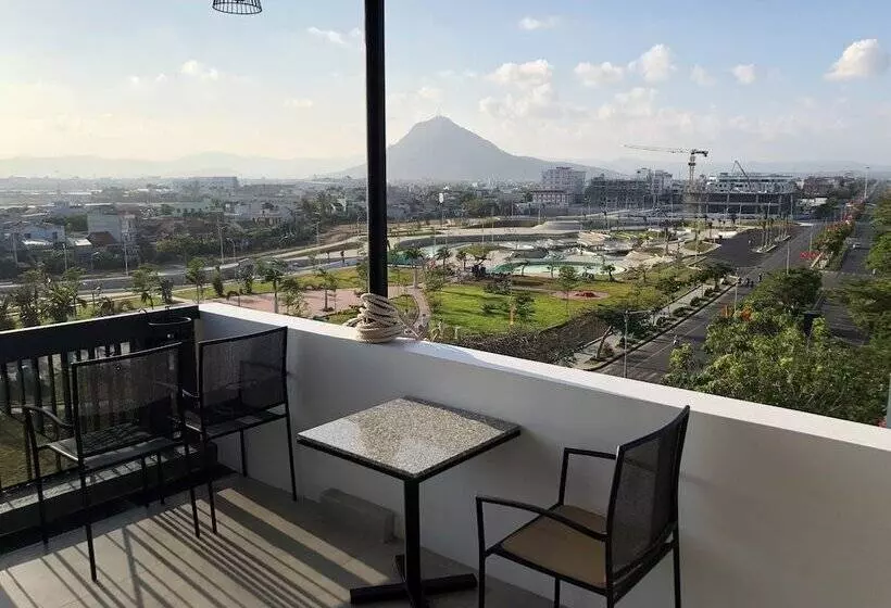 Coconut Hotel Phú Yên