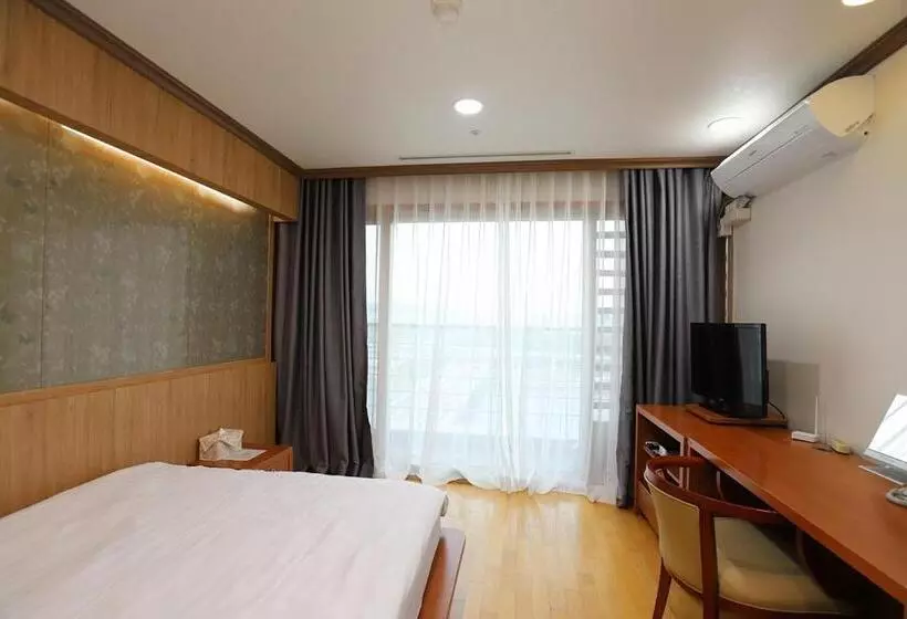 I Hotel Daejeon